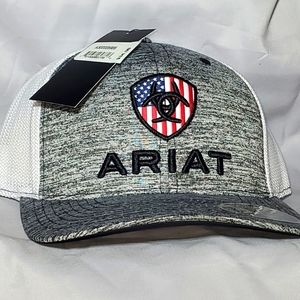 Ariat. (New) Flex110 snap back